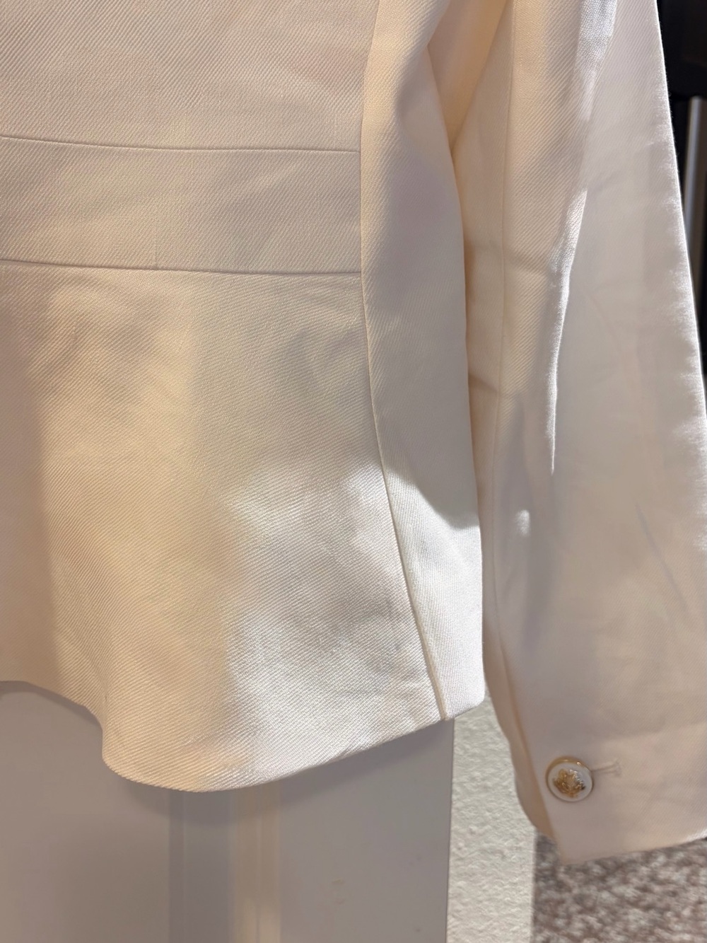 Ann Taylor Ivory Structured Single-Breasted Blazer - Picture 4 of 7